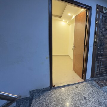 Building Lobby in 4 BHK Apartment at Chattarpur – for Rent