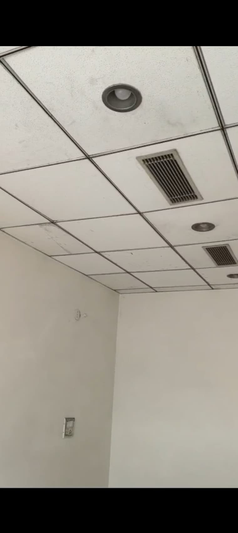 undefined, vardhman-star-shop-mall Commercial Office Space 277 Sq.Ft. In Sector 19 Faridabad 9764299