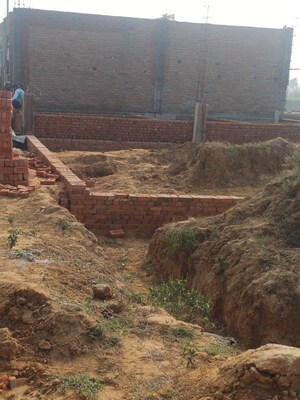  Plot For Sale in Nacholi