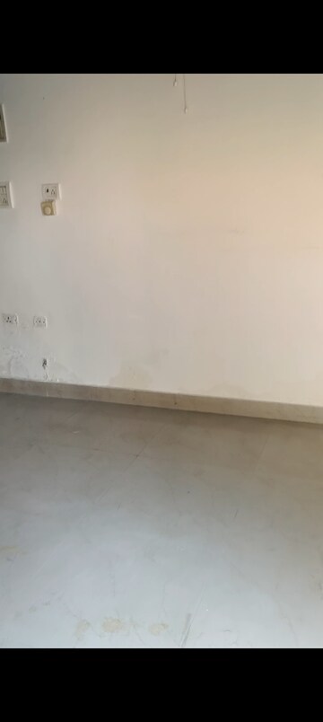 Floor Plan in  Office Space at Vardhman Star Shop Mall, Sector 19 – for Rent