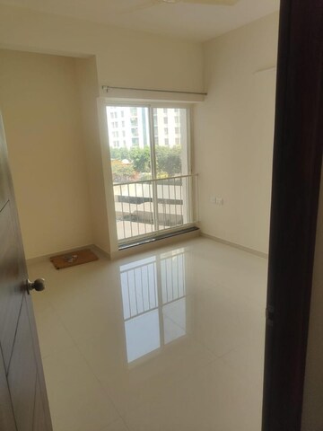 2 BHK Apartment For Rent in Kumar Megapolis Saffron, Hinjewadi