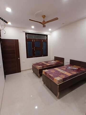 Room in  Pg at Chitrakoot – for Rent