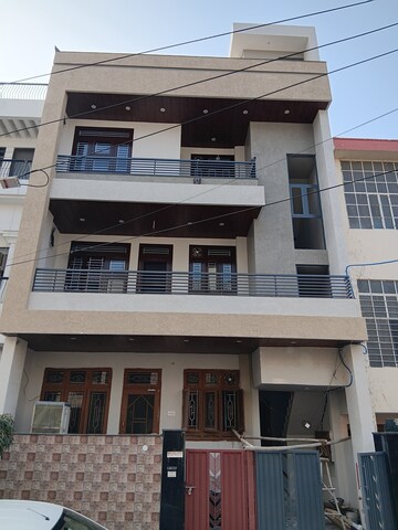  Pg – Exterior View View at Chitrakoot - for Rent