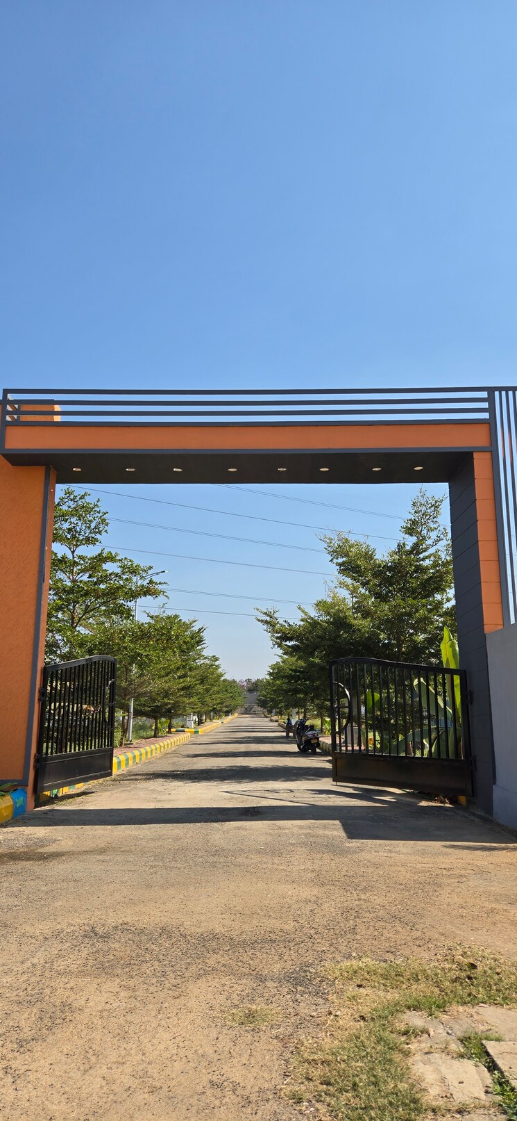 Exterior View, senapathi-kshetra  150 Sq.Yd. Plot In Thummaloor Hyderabad 9764495