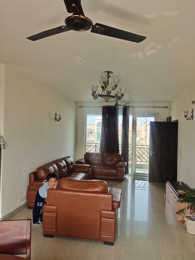 Living Room, bptp-park-grandeura 3 Bedroom 1800 Sq.Ft. Apartment In Sector 82 Faridabad 9764544