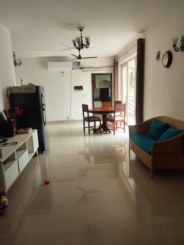 Team Area in 3 BHK Apartment at BPTP Park Grandeura, Sector 82 – for Rent