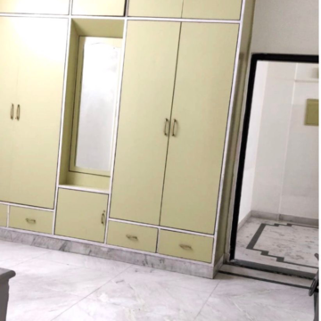 Building Lobby in 2 BHK Builder Floor at RWA Residential Society Sector 46, Jharsa – for Rent