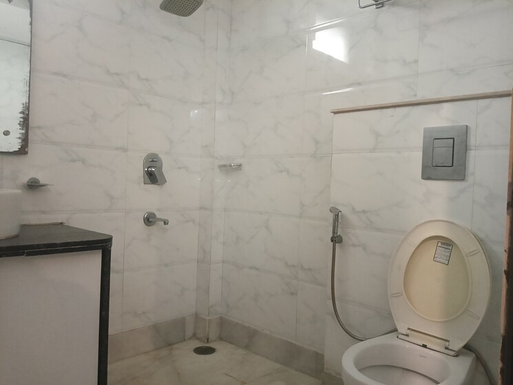 Cover Image, greater kailash i 3 Bedroom 1800 Sq.Ft. Builder Floor In Greater Kailash I Delhi 9764622