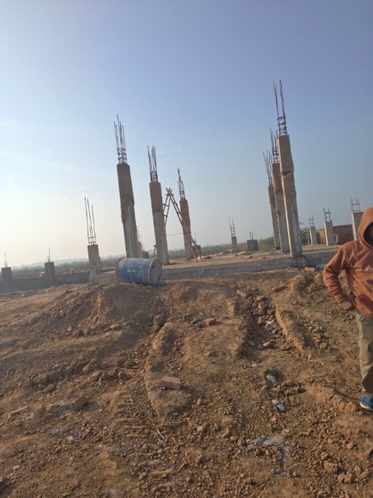 undefined, nh 19  100 Sq.Yd. Plot In Nh 19 Vrindavan 9764654