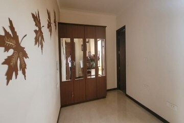 Room in 3 BHK Independent House at Sector 125 – for Sale