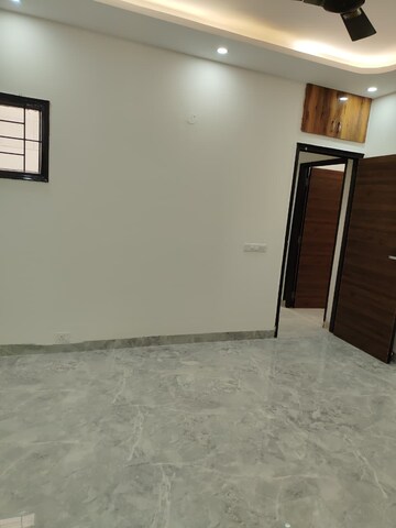 3 BHK Builder Floor For Sale in Unitech Singleton Floors South City, Sector 50