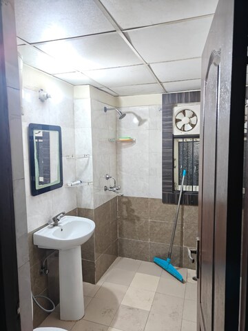 Attached Bathroom in 3.5 BHK Apartment at Gardenia Gateway, Sector 75 – for Rent
