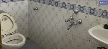 Bathroom in  Pg at Owale – for Rent