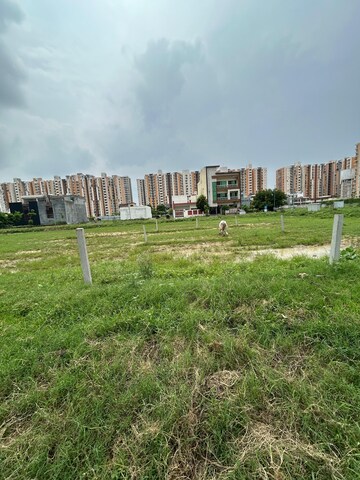  Plot For Sale in Wave Aranyam Valley, Sector 2 Wave City