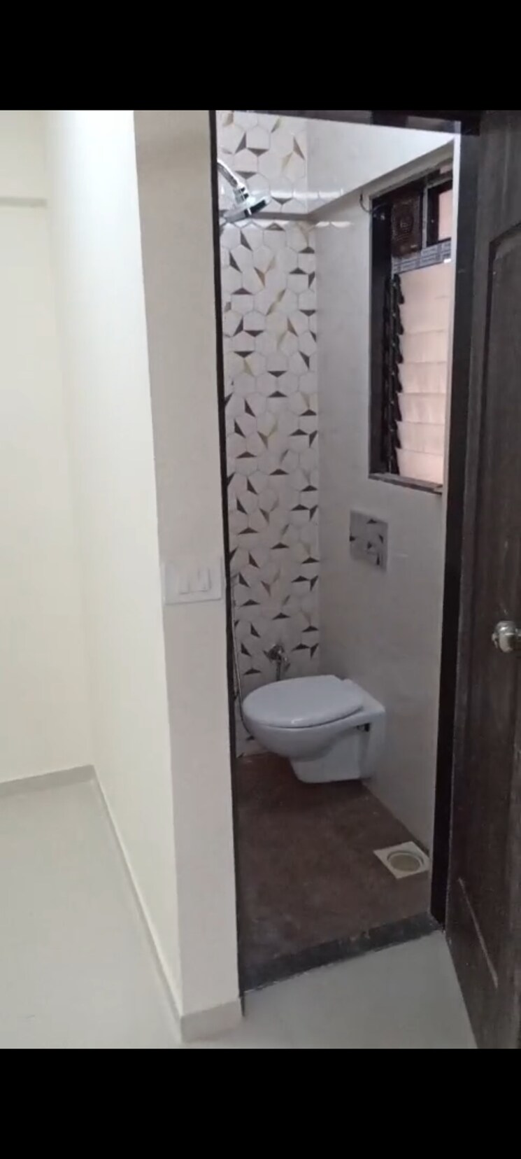 Bathroom, chembur 1 Bedroom 500 Sq.Ft. Apartment In Chembur Mumbai 9765078