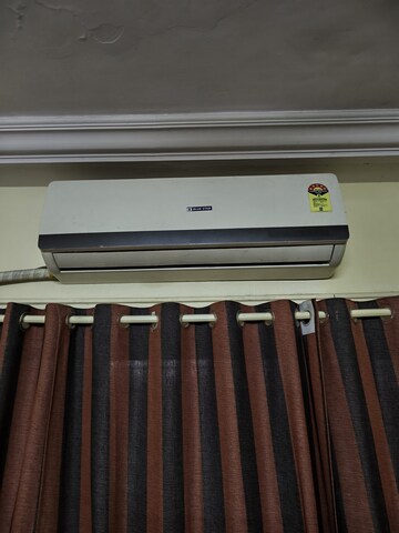 Furnished Amenities in 1 RK Apartment at Vasant Valley Complex, Malad East – for Rent