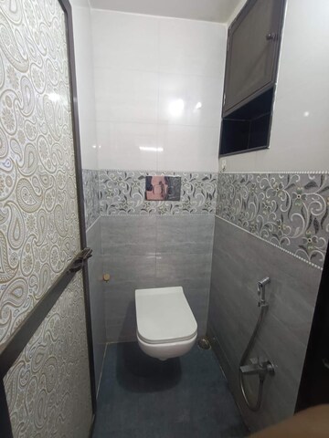 Bathroom in 1.5 BHK Apartment at Ghansoli – for Rent
