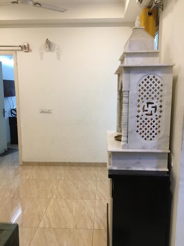 Furnished Amenities in 2 BHK Apartment at Aims Golf Avenue II, Sector 75 – for Rent