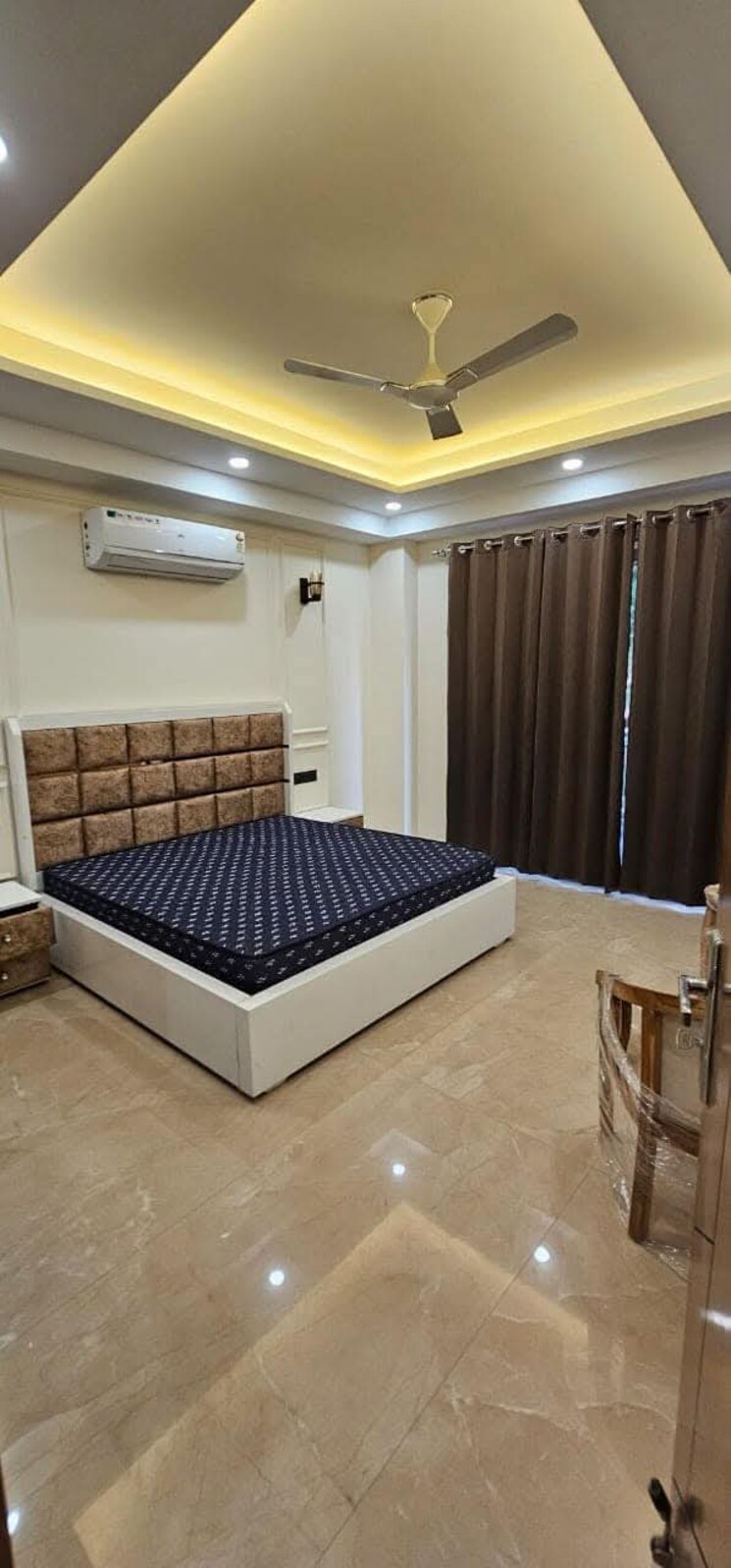 Bedroom, unitech-south-city-1 3 Bedroom 2500 Sq.Ft. Builder Floor In South City 1 Gurgaon 9765345