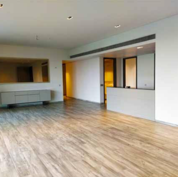 Room in 1 BHK Apartment at Himgiri Apartment Andheri, Lokhandwala Complex – for Rent