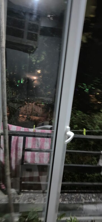 Balcony in 1 BHK Builder Floor at Sector 15 – for Rent