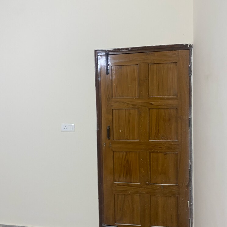 undefined, sector 21d 3.5 Bedroom 250 Sq.Yd. Independent House In Sector 21d Faridabad 9765388