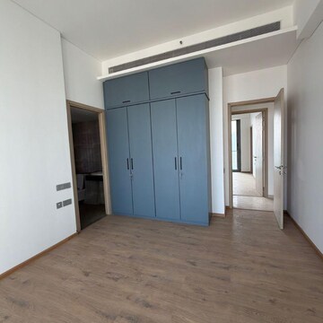 4 BHK Apartment For Rent in Rustomjee Crown, Gokhale Road