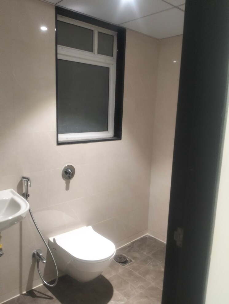 Bathroom, jhamtani-ace-abode 2 Bedroom 950 Sq.Ft. Apartment In Kiwale Pune 9765418