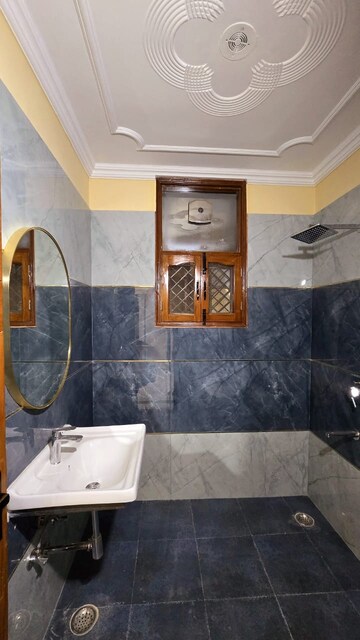 Furnished Amenities in 3 BHK Builder Floor at Sector 40 – for Rent