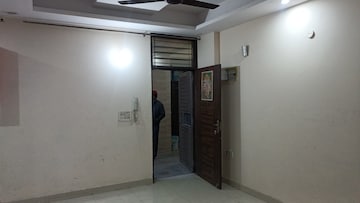 Living Room in 2 BHK Builder Floor at Vaishali Sector 5 – for Rent