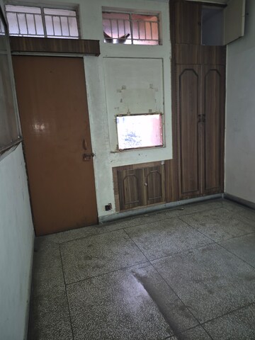 Kitchen in 3.5 BHK Apartment at Mayur Vihar – for Rent