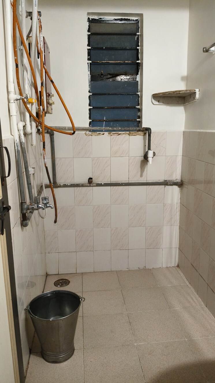Bathroom, sunshine-park 1 Bedroom 500 Sq.Ft. Apartment In Balewadi Pune 9765498