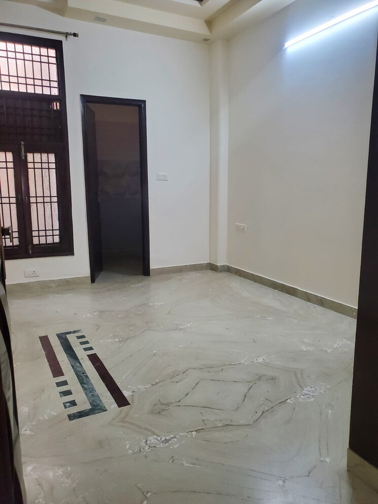 Room, vaishali sector 5 4 Bedroom 1670 Sq.Ft. Builder Floor In Vaishali Sector 5 Ghaziabad 9765506