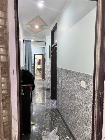 Building Lobby in 1 BHK Builder Floor at Vaishali Sector 2 – for Rent