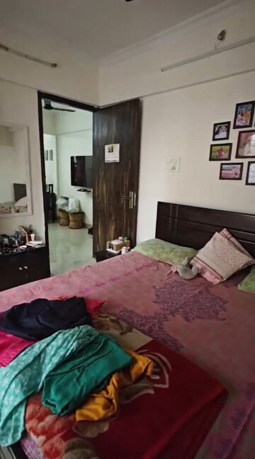 Bedroom in 2 BHK Apartment at Mahape – for Rent