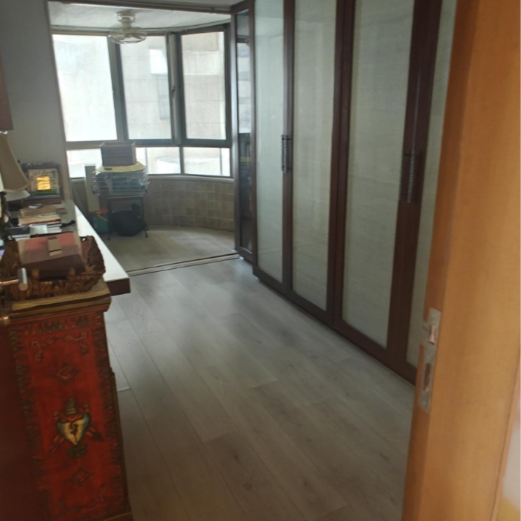 Balcony, lodha-supremus-lower-parel 4 Bedroom 2700 Sq.Ft. Apartment In Empire Mill Mumbai 9765565