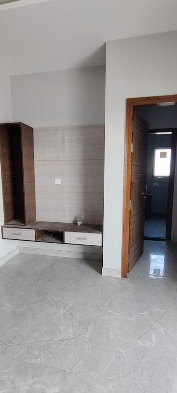 2 BHK Apartment For Rent in Kathgodam