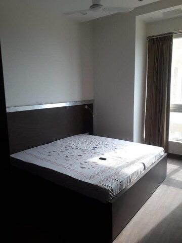 Bedroom in 4 BHK Apartment at Indiabulls Enigma, Vishnu Garden – for Rent