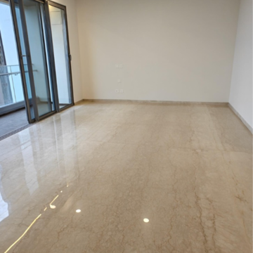 Room in 3 BHK Apartment at Piramal Mahalaxmi, Arthur rd – for Rent