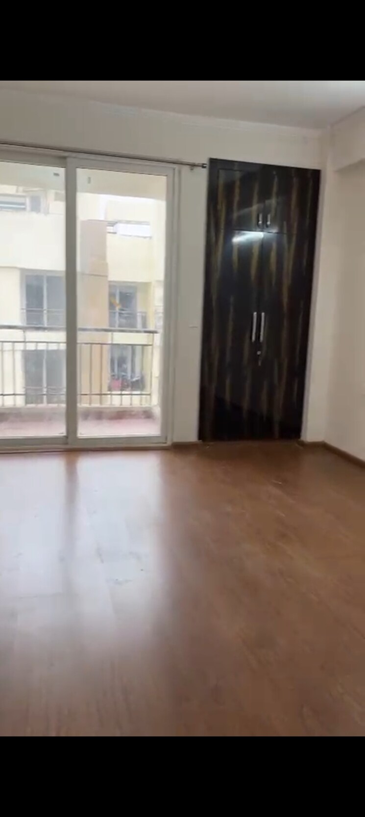 Room, amrapali-golf-homes 3 Bedroom 1595 Sq.Ft. Apartment In Sector 4 Greater Noida Greater Noida 9765612