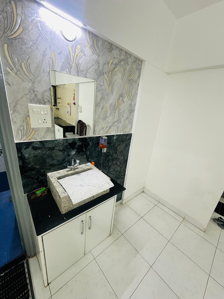 Kitchen, yash-apartments-model-colony 2 Bedroom 1001 Sq.Ft. Apartment In Model Colony Pune 9765629