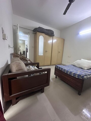 Bedroom in 2 BHK Builder Floor at Emaar MGF Emerald Hills, Sector 65 – for Rent