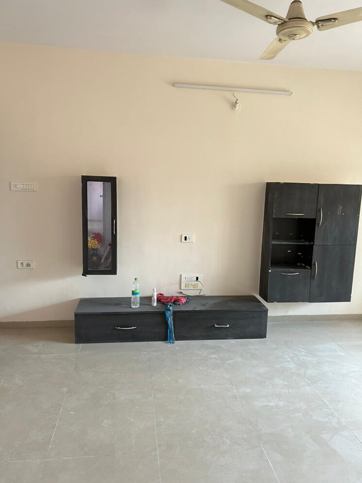 Cover Image, rhythm-society 2 Bedroom 860 Sq.Ft. Apartment In Wakad Pune 9765684
