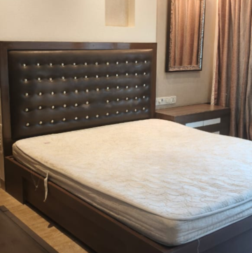 Bedroom in 3 BHK Apartment at Anand Ashram, Khar West – for Rent