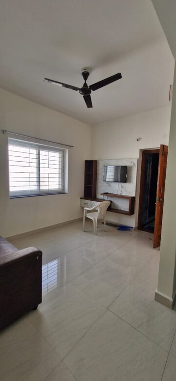 Living Room in 2 BHK Builder Floor at Kondapur – for Rent