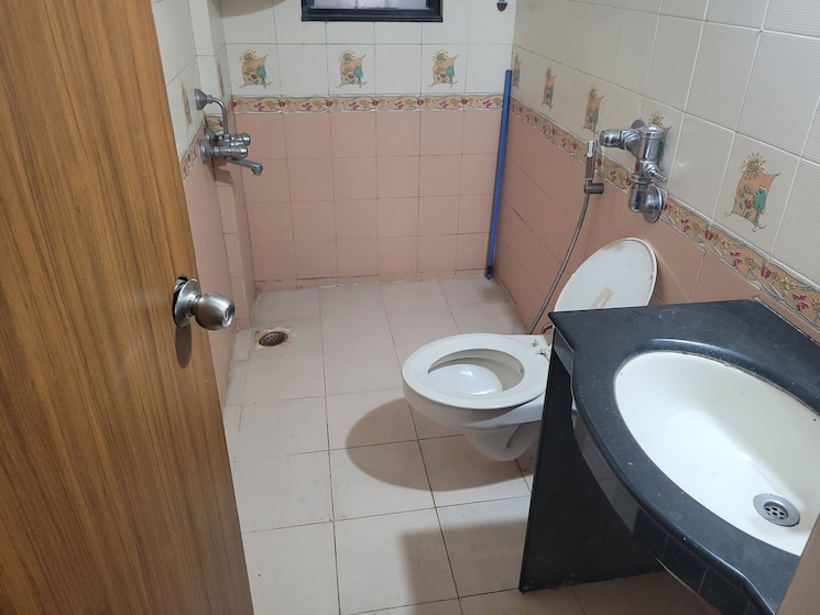 Attached Bathroom, bhosale-serenade 2 Bedroom 1200 Sq.Ft. Apartment In Bhosale Nagar Pune 9765750