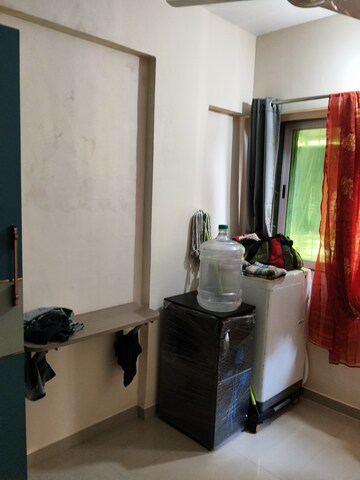 Team Area in 2 BHK Apartment at Evershine Millennium Paradise, Kandivali East – for Sale