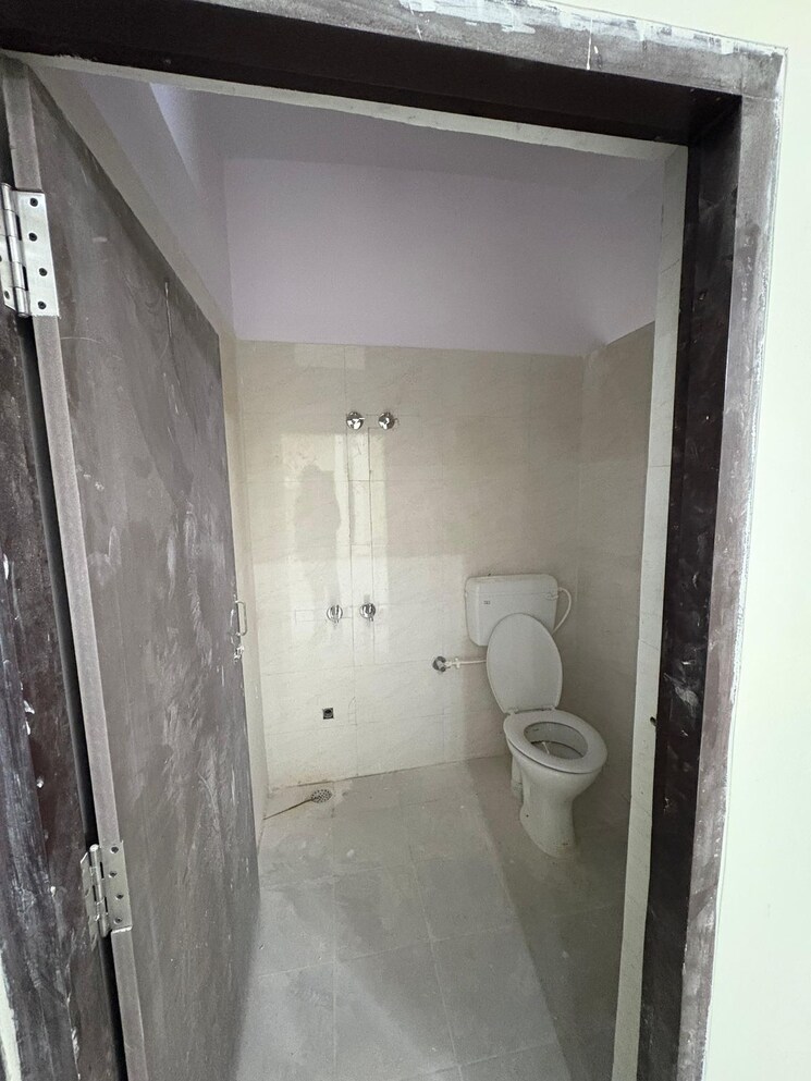 Floor Plan, viram khand Commercial Shop 900 Sq.Ft. In Viram Khand Lucknow 9765813