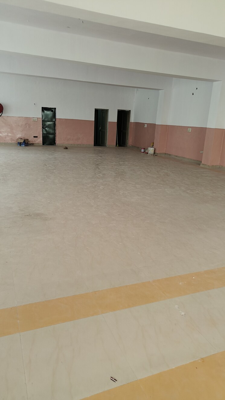 Cover Image, sector 63 Commercial Office Space 3000 Sq.Ft. In Sector 63 Noida 9765809