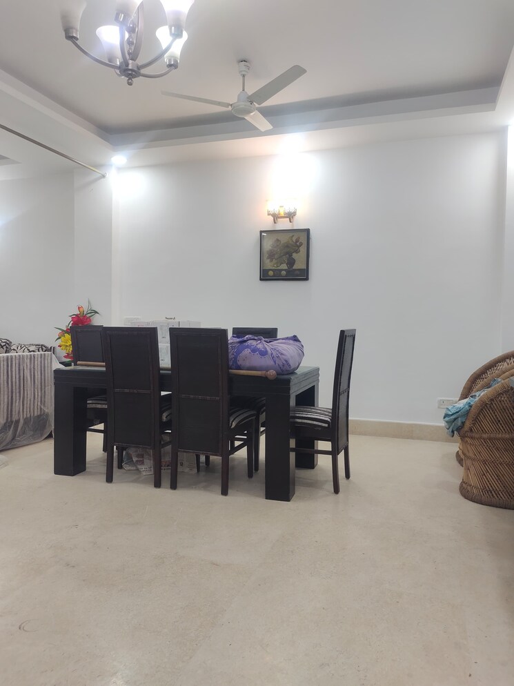 Living Room, east of kailash 3 Bedroom 1800 Sq.Ft. Builder Floor In East Of Kailash Delhi 9765821
